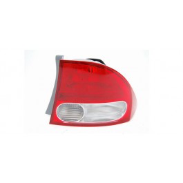 RT Taillamp lens/housing