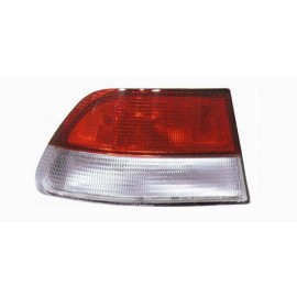 LT Taillamp lens/housing