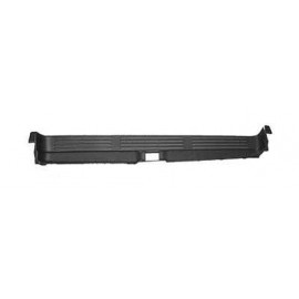 Rear bumper step plate